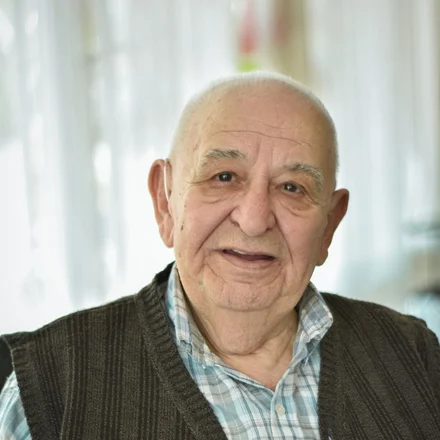 Harold Simms, 84